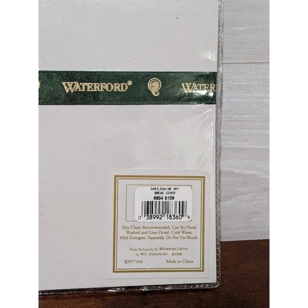 NEW Vintage 1996 Waterford Linens Castlemaine White Bread Cover 100% Linen 16x16